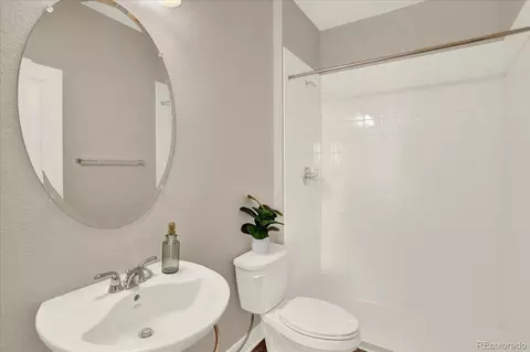 Bath - 8128 E 22nd Ave, Denver, CO 80238 photo 3 of 4