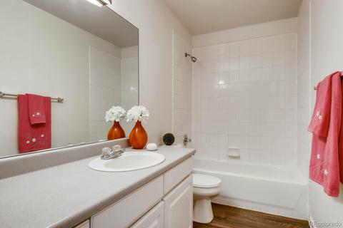 2212 Devonshire Ct, Thornton, CO 80229 photo 9