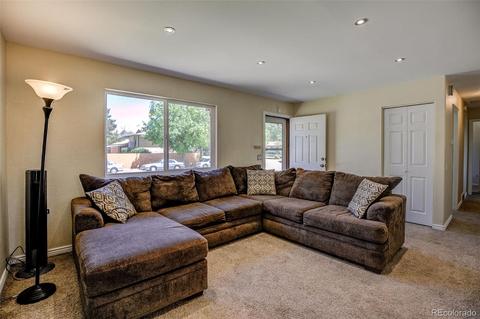 12814 E Florida Dr, Aurora, CO 80012 photo 2