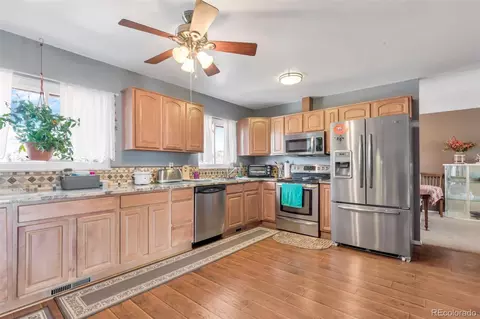 17003 E Greenwood Cir, Aurora, CO 80013