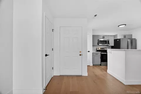 Entry Way - 4831 White Rock Cir #H, Boulder, CO 80301 photo 1 of 1