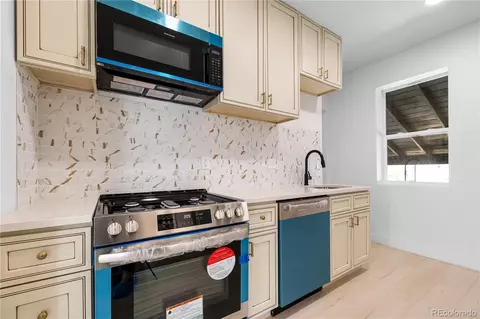 2207 E 25th, Denver, CO 80205 photo 17