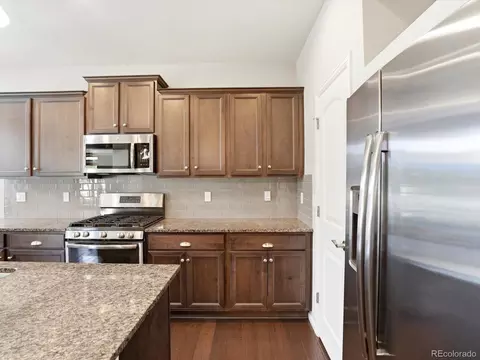 Kitchen - 19983 E 54th Ave, Denver, CO 80249 photo 4 of 6