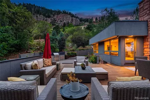 Exterior - 863 Circle Dr, Boulder, CO 80302 photo 2 of 10