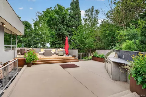 Exterior - 863 Circle Dr, Boulder, CO 80302 photo 7 of 10