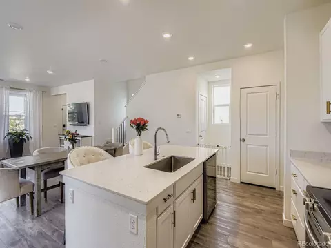 625 Aspen Ave, Bennett, CO 80102 photo 10