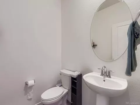 625 Aspen Ave, Bennett, CO 80102 photo 14