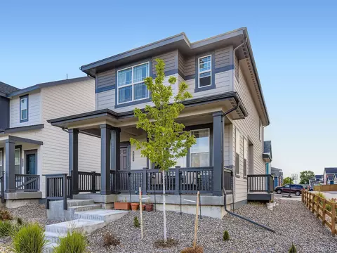 625 Aspen Ave, Bennett, CO 80102 photo 2