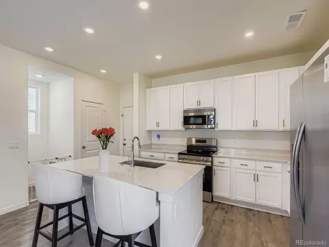 625 Aspen Ave, Bennett, CO 80102 photo 13