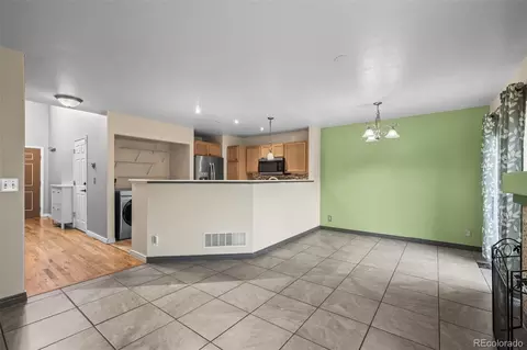 2002 E 102nd Cir, Thornton, CO 80229 photo 9