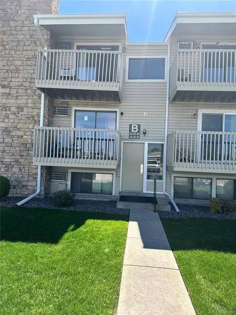 381 S Ames St #B303, Lakewood, CO 80226