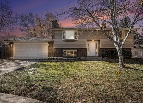 8489 W Rice Pl, Littleton, CO 80123