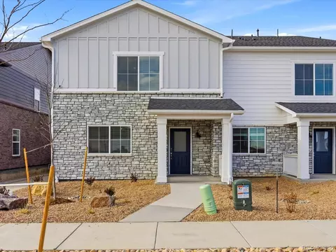 6527 N Nepal St, Aurora, CO 80019