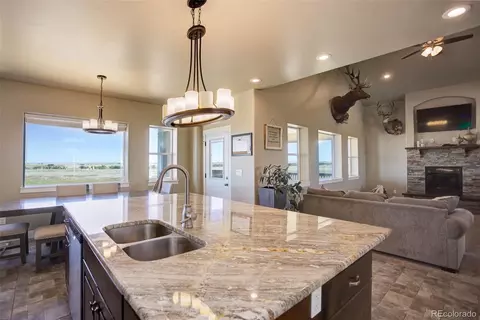Kitchen - 45425 Wolf Creek Dr, Bennett, CO 80102 photo 3 of 5