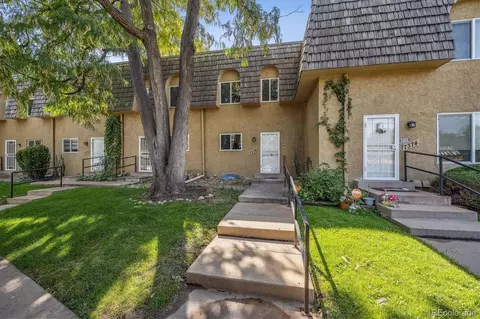 7376 E Princeton Ave, Denver, CO 80237 photo 4