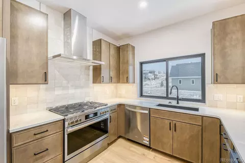 Kitchen - 680 Lone Eagle Dr, Granby, CO 80446 photo 1 of 2