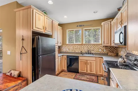 Kitchen - 1224 Circle 73, Fairplay, CO 80440 photo 3 of 5