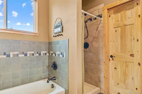 Bath - 1224 Circle 73, Fairplay, CO 80440 photo 2 of 4