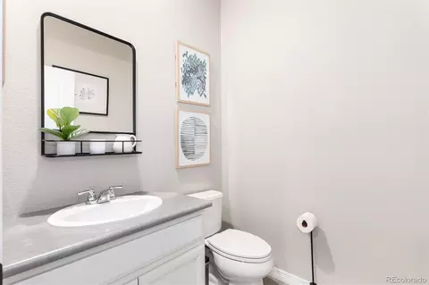 Bath - 20993 E Doane Pl, Aurora, CO 80013 photo 1 of 7