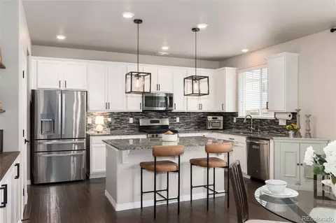 Kitchen - 20993 E Doane Pl, Aurora, CO 80013 photo 4 of 4
