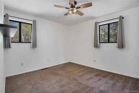 Bedroom - 12276 Styve Rd, Conifer, CO 80433 photo 3 of 4