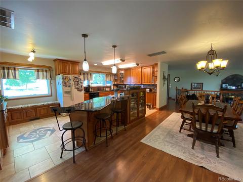 306 Hillcrest Ave, Rangely, CO 81648 photo 2