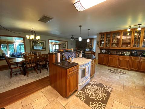306 Hillcrest Ave, Rangely, CO 81648 photo 4