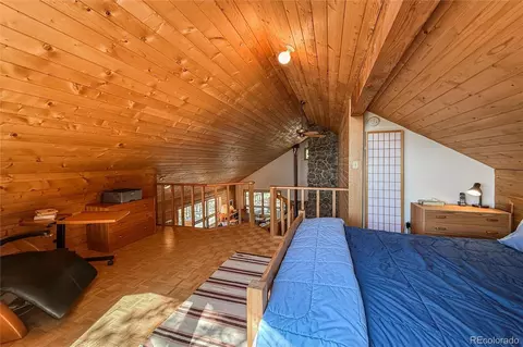 Bedroom - 18673 State Highway 7, Lyons, CO 80540 photo 2 of 5