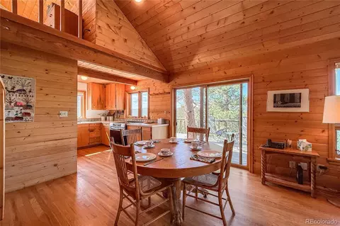 Dining - 18673 State Highway 7, Lyons, CO 80540 photo 2 of 3