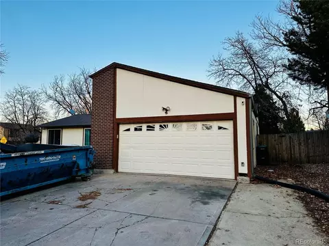 4558 S Laredo St, Aurora, CO 80015