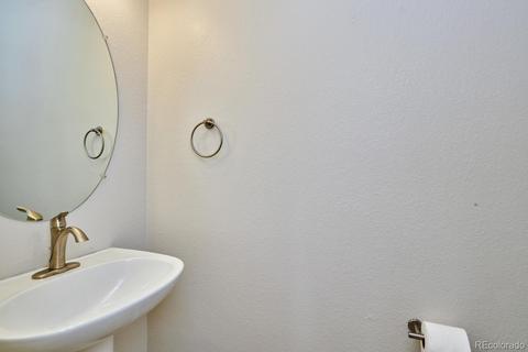 21643 E 38th Pl, Denver, CO 80249 photo 15