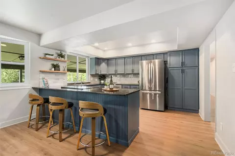 1420 W Ridge Rd, Littleton, CO 80120