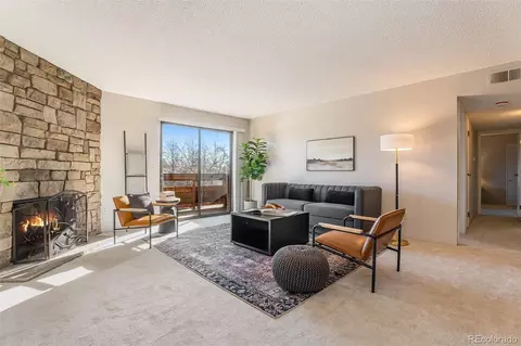 331 Wright St #205, Lakewood, CO 80228