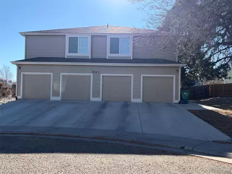 841 S Uravan Ct, Aurora, CO 80017