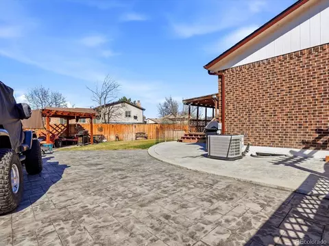 Exterior - 4501 E 121st Pl, Thornton, CO 80241 photo 10 of 12