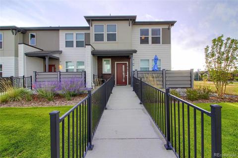 16195 E Warner Dr, Denver, CO 80239 photo 2