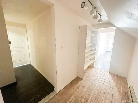 Entry Way - 3901 E Orchard Rd, Centennial, CO 80121 photo 2 of 3