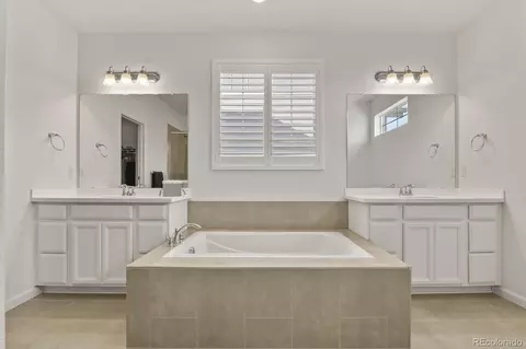 Bath - 3055 Blithe Pt, Castle Rock, CO 80108 photo 2 of 5
