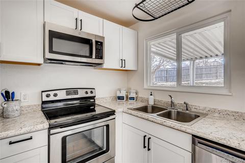 2884 E 97th Ave, Thornton, CO 80229 photo 9