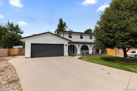 4018 E Caley Pl, Centennial, CO 80121 photo 2