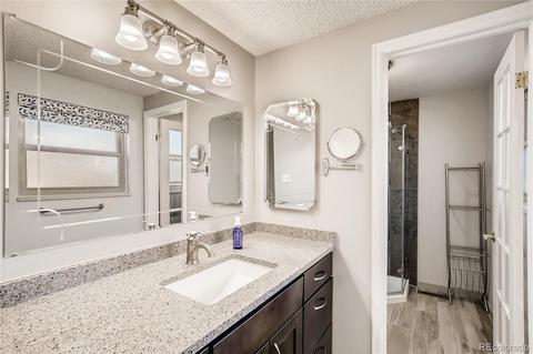 13004 Elgin Dr, Denver, CO 80239 photo 13