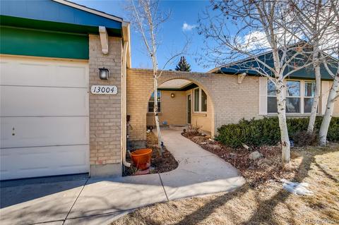 13004 Elgin Dr, Denver, CO 80239 photo 2