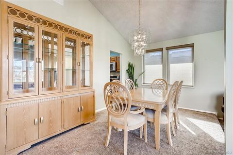 13004 Elgin Dr, Denver, CO 80239 photo 5
