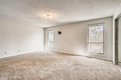 13004 Elgin Dr, Denver, CO 80239 photo 17