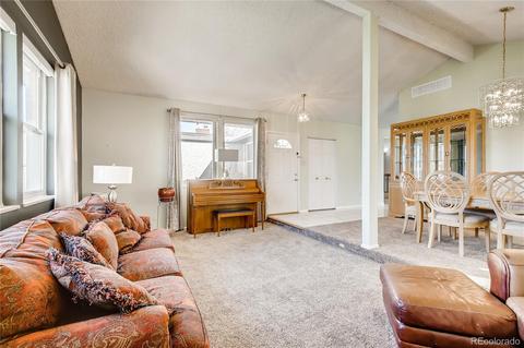 13004 Elgin Dr, Denver, CO 80239 photo 3