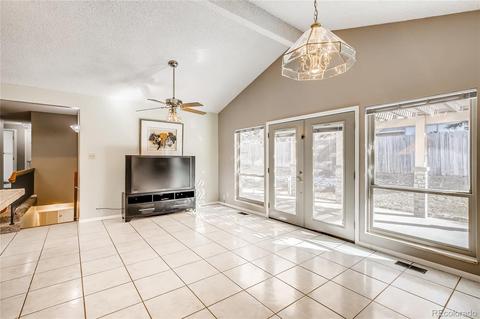 13004 Elgin Dr, Denver, CO 80239 photo 12