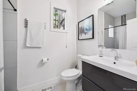 Bath - 2658 Stout St, Denver, CO 80205 photo 1 of 4