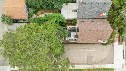 View/Area - 2658 Stout St, Denver, CO 80205 photo 5 of 7