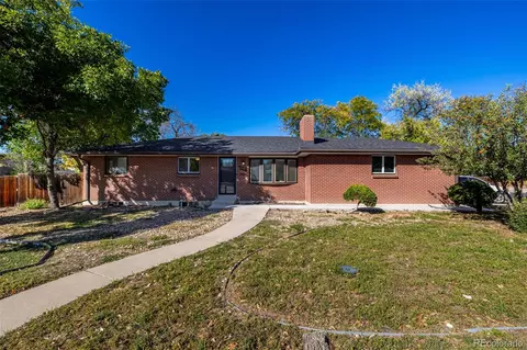 11087 Montview Blvd, Aurora, CO 80010