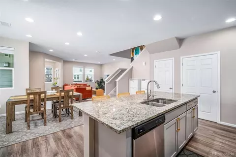 16206 E Warner Dr, Denver, CO 80239 photo 10